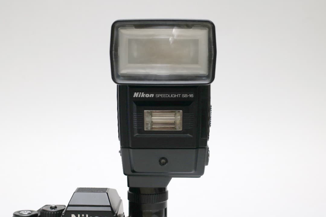 ニコン スピードライト　SB-16　（ニコンF3専用）