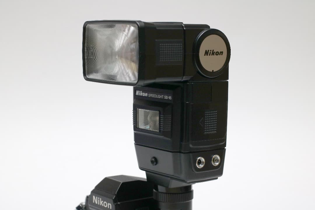 ニコン スピードライト　SB-16　（ニコンF3専用）