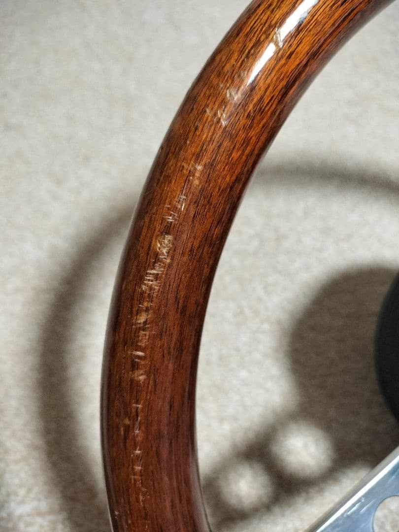 MOMO ウッド ステアリング INDY モモ　ITALY07-96ボス付き