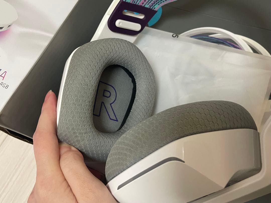 ヘッドホン Razer Base Station V2 Chroma & G733