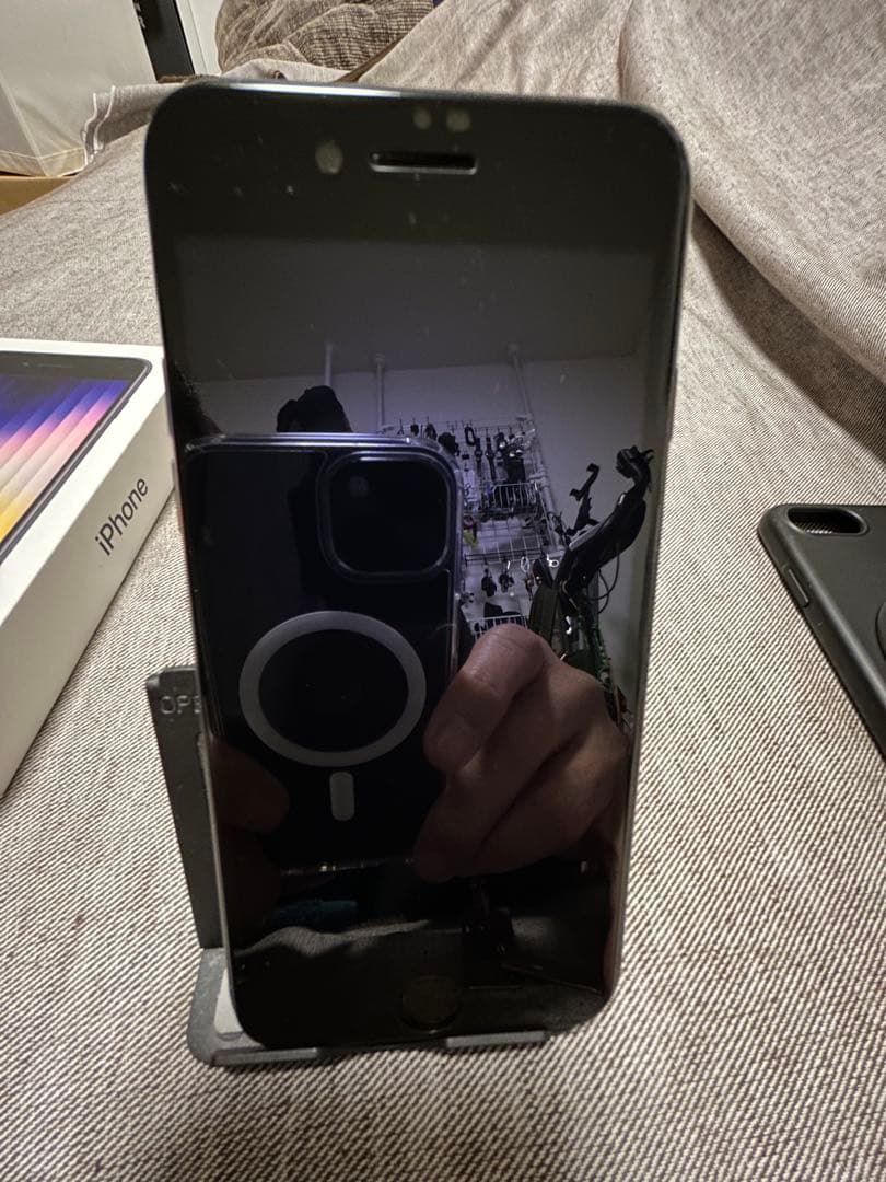 Apple iPhone SE (第3世代) ブラック 64GB SIMフリー