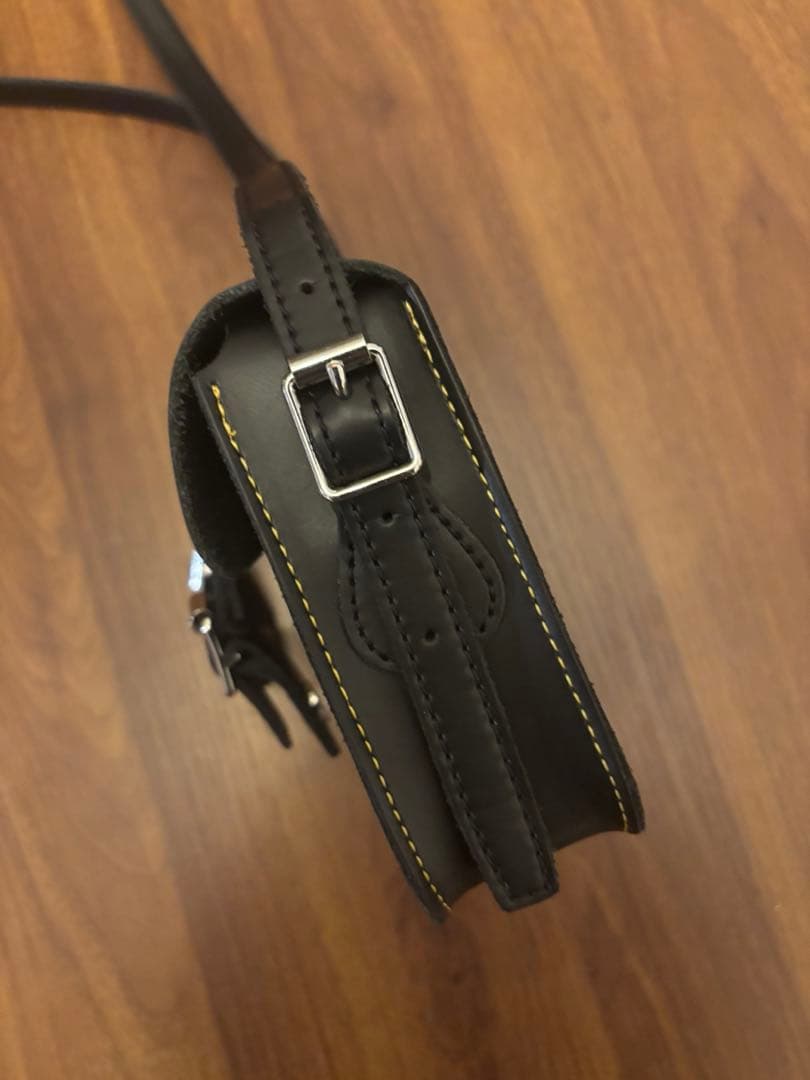 Dr. Martens/ドクターマーチン 7インチ サッチェルバッグ