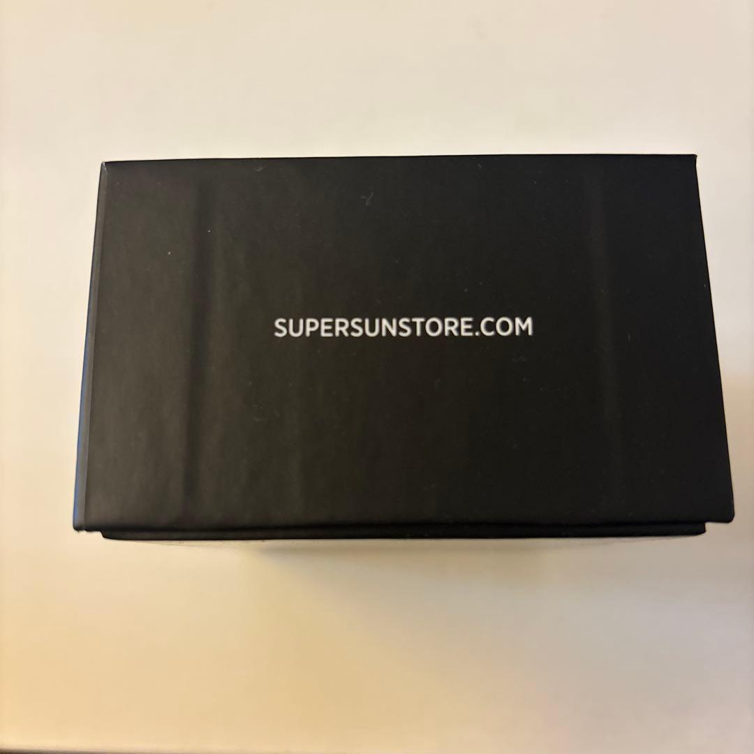 【新品未使用】Zee Pruk SUPER SUN ヘアクリップ　スーパーサン