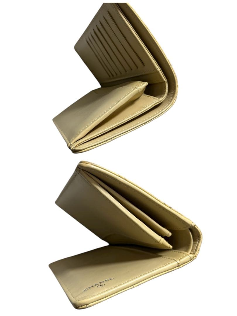 CHANEL シャネル　キャビアスキン　マトラッセ　二つ折り　財布　シール　G