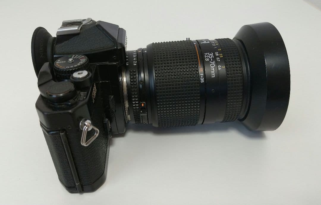 Nikon FE2 ブラック NIKKOR 35〜70mm