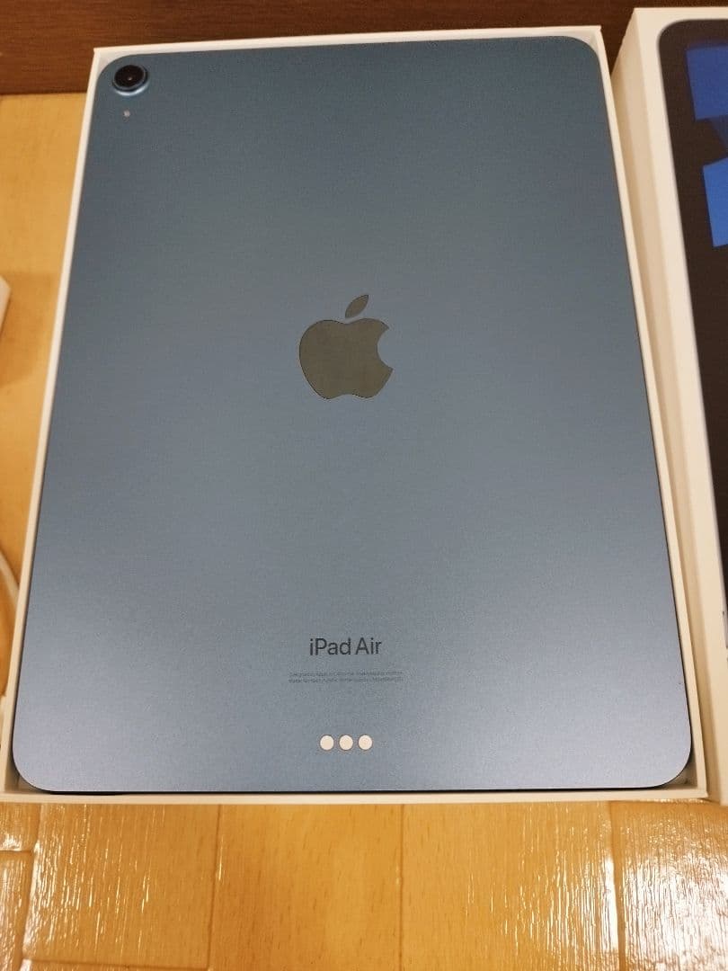 iPad Air Wi-Fiモデル(第5世代) 　256GB　ブルー