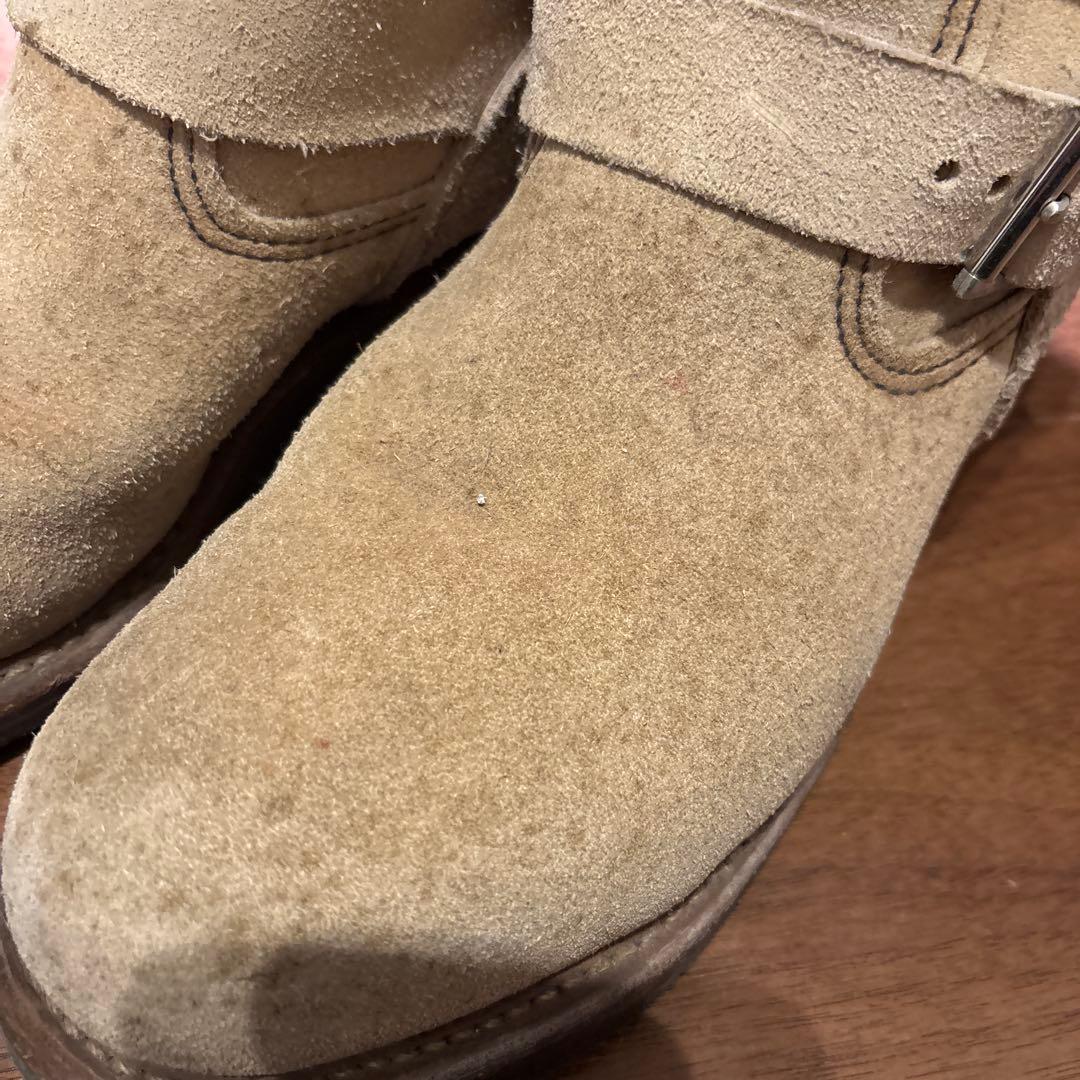 レッドウィング　ヌバック　ベージュ　エンジニアブーツ