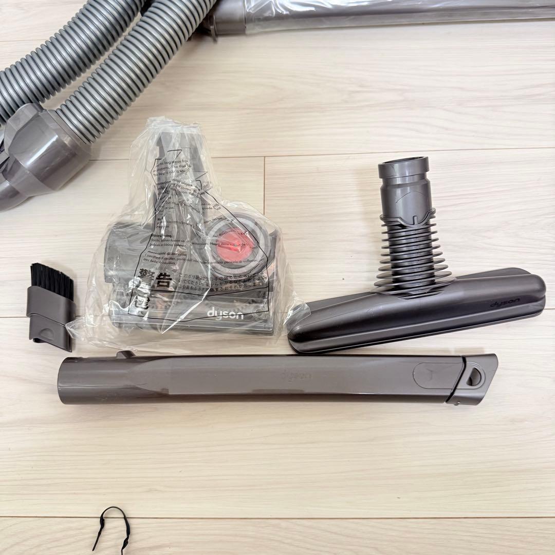 未使用　付属品多数　Dyson ダイソン　DC48 キャニスター　掃除機