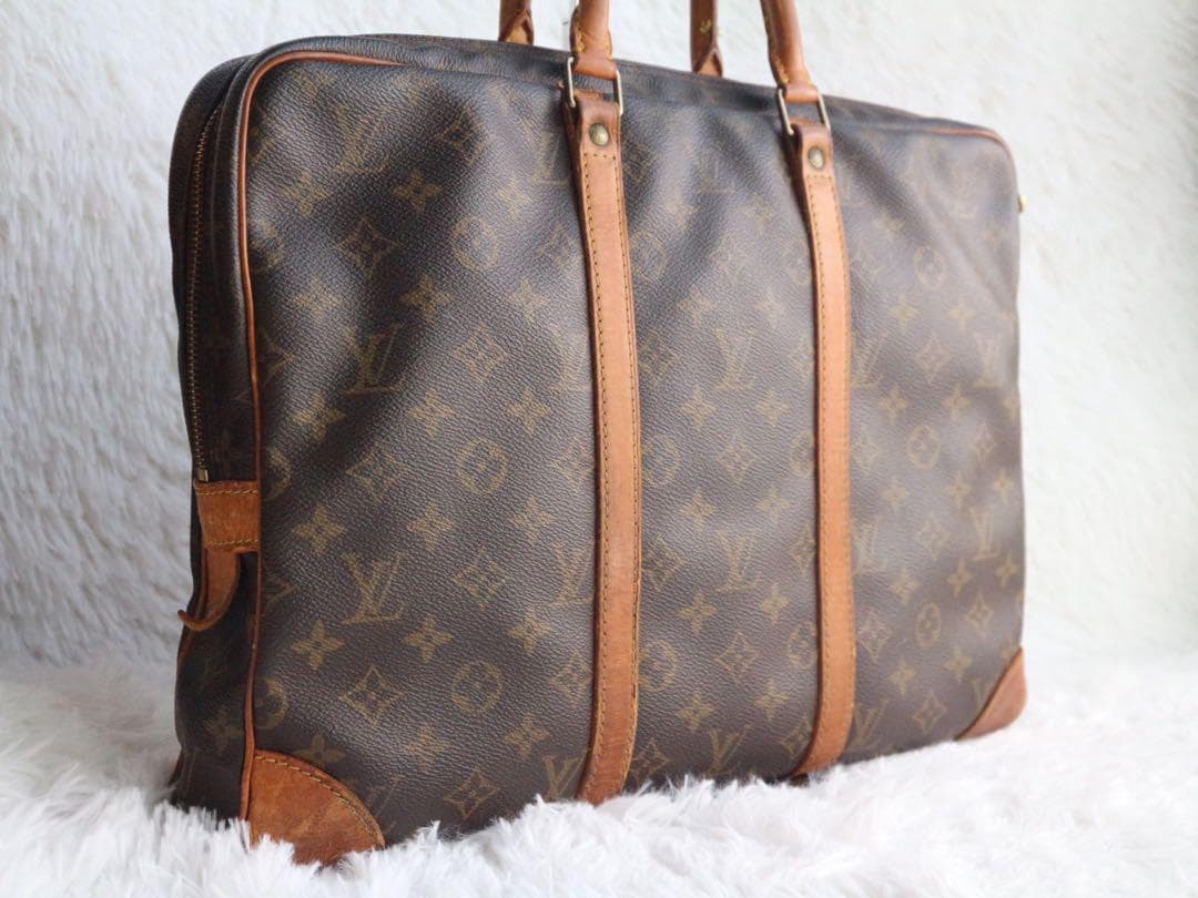 ✨正規品ヴィトンモノグラムポルドキュマンボワヤージュビジネスバッグ