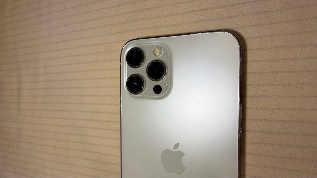 Apple iPhone 12 Pro MAXシルバー 本体