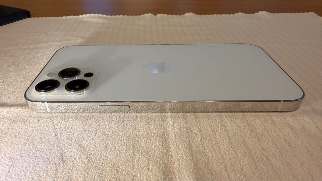 Apple iPhone 12 Pro MAXシルバー 本体