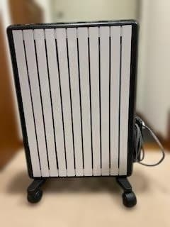 デロンギ マルチダイナミックヒーター MDH15WIFI　ディスプレイ不良あり