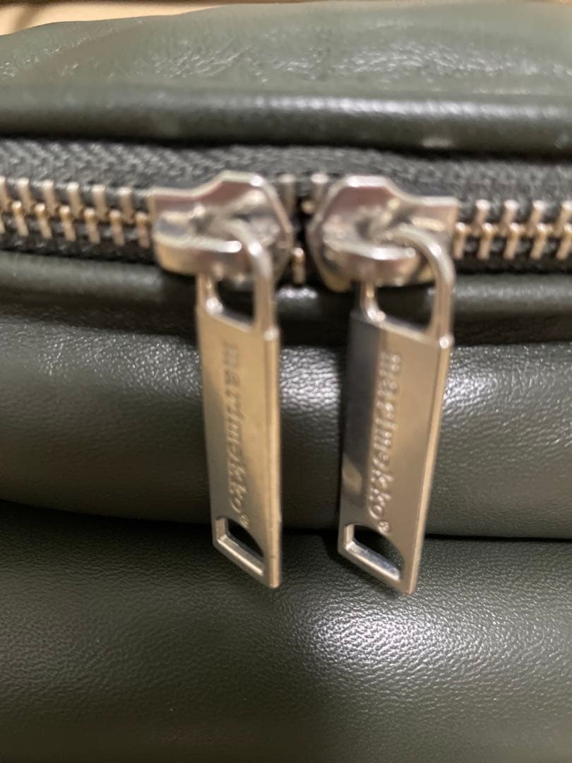 美品マリメッコ　pixie ボディバック　レザー