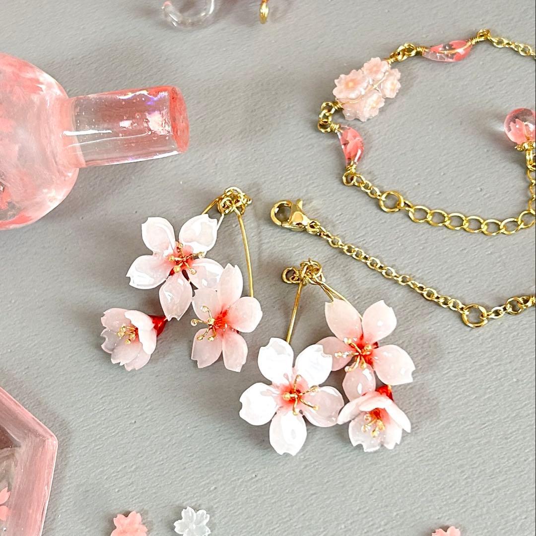 桜の天秤　　桜モチーフアクセサリー付き　水晶付　オブジェ　置物　さくら　桜