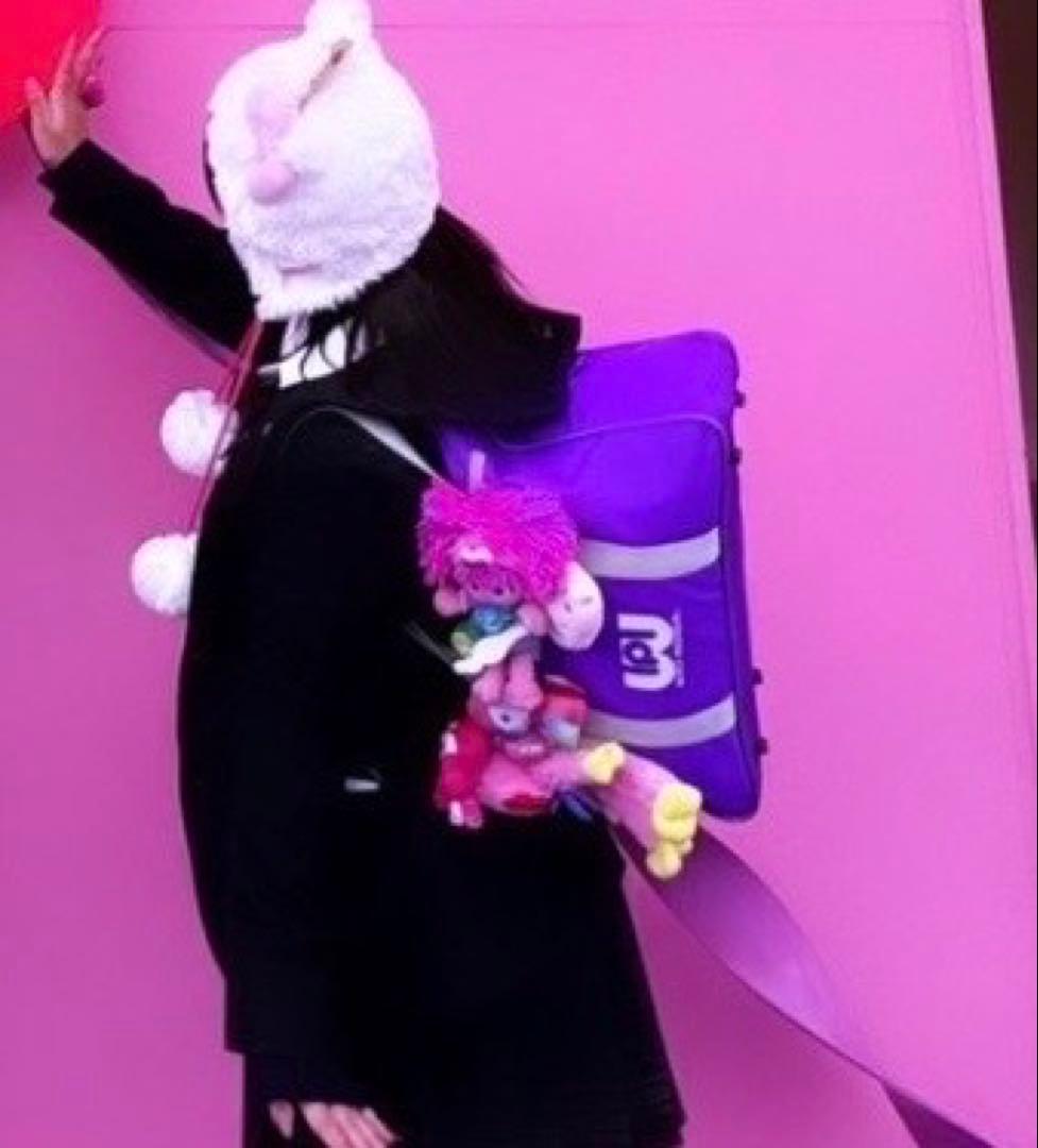 WORLD PEGASUS 紫 ダッフルバッグ