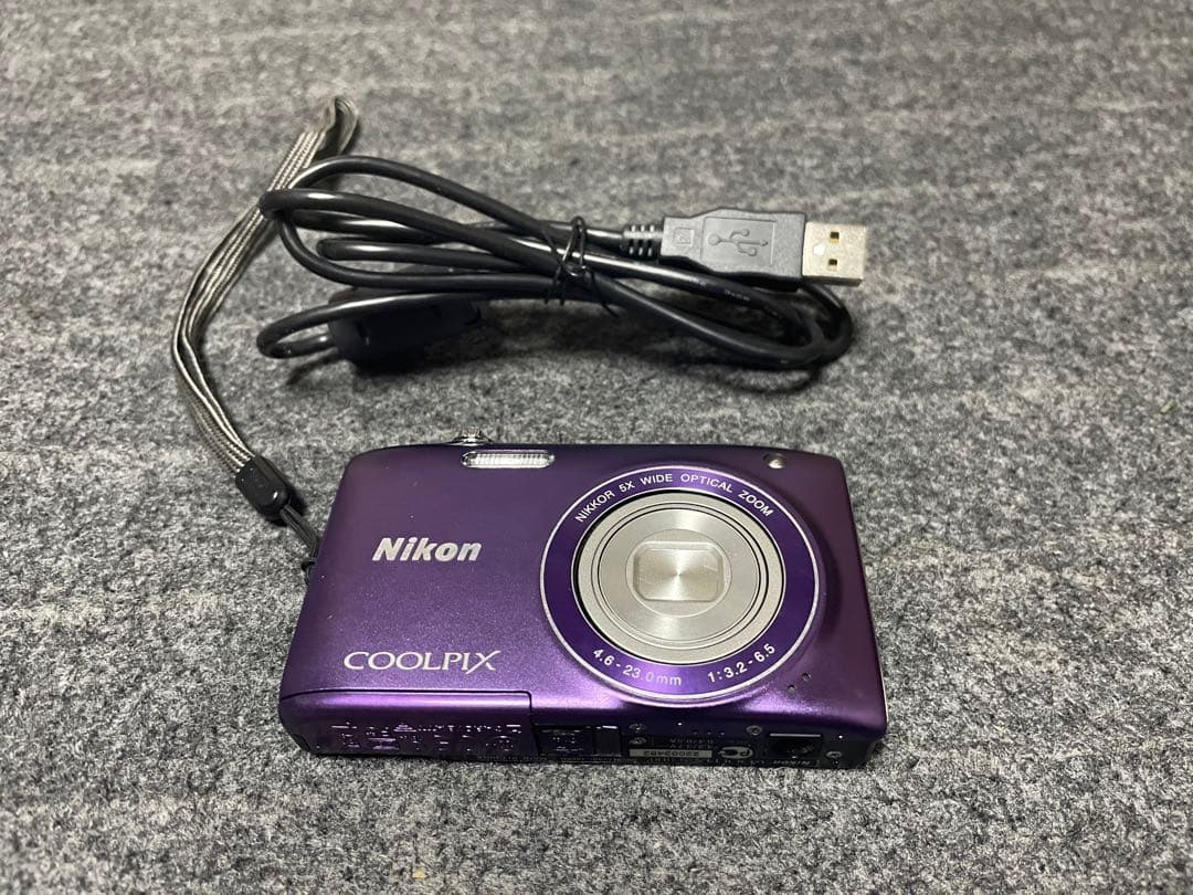 Nikon　COOLPIX S3100　デジタルカメラ