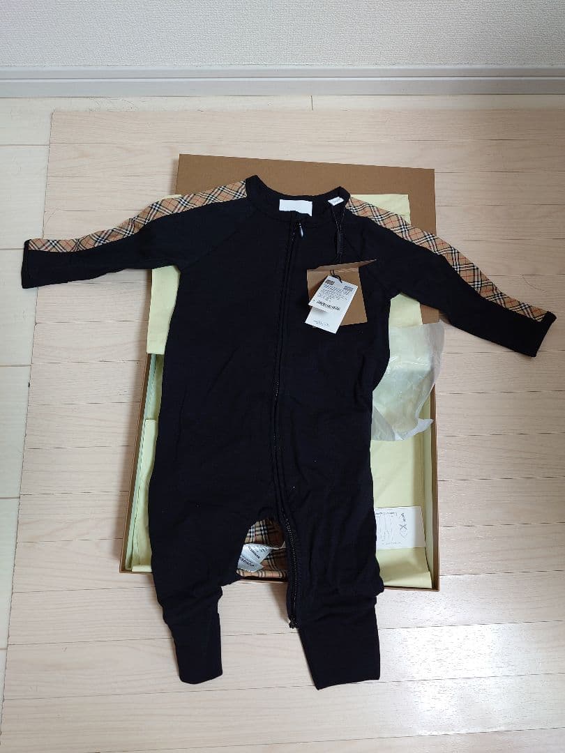 BURBERRY ベビー服 セット