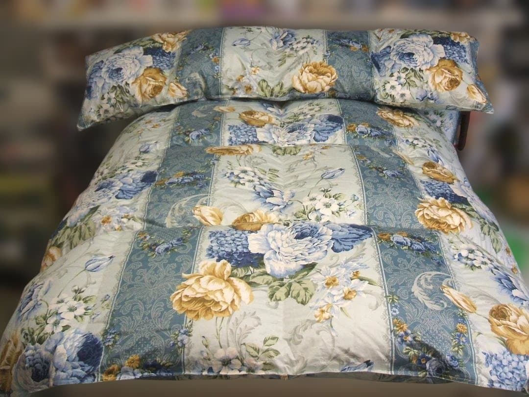 限定お買い得品‼️新品＊ロイヤル＊フランス９３％＊増量１，３キロ＊羽毛布団ＳＢ