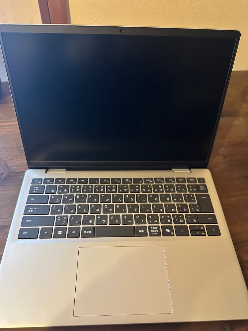 未使用に近い Dell 14 Core i3 8GBメモリ 512GB SSD