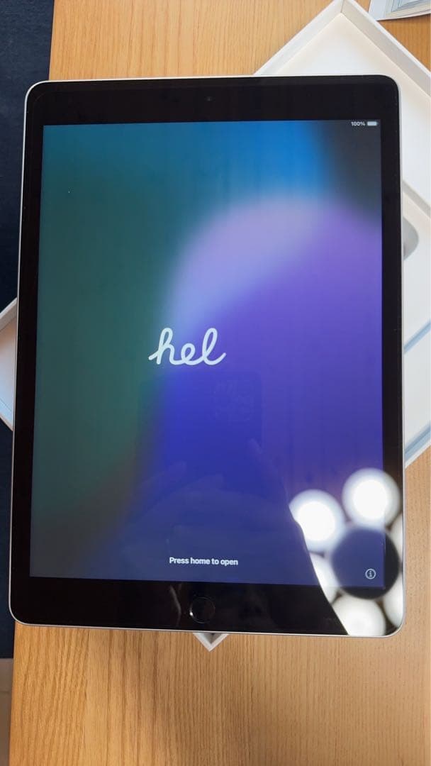 Apple iPad 第9世代　シルバー