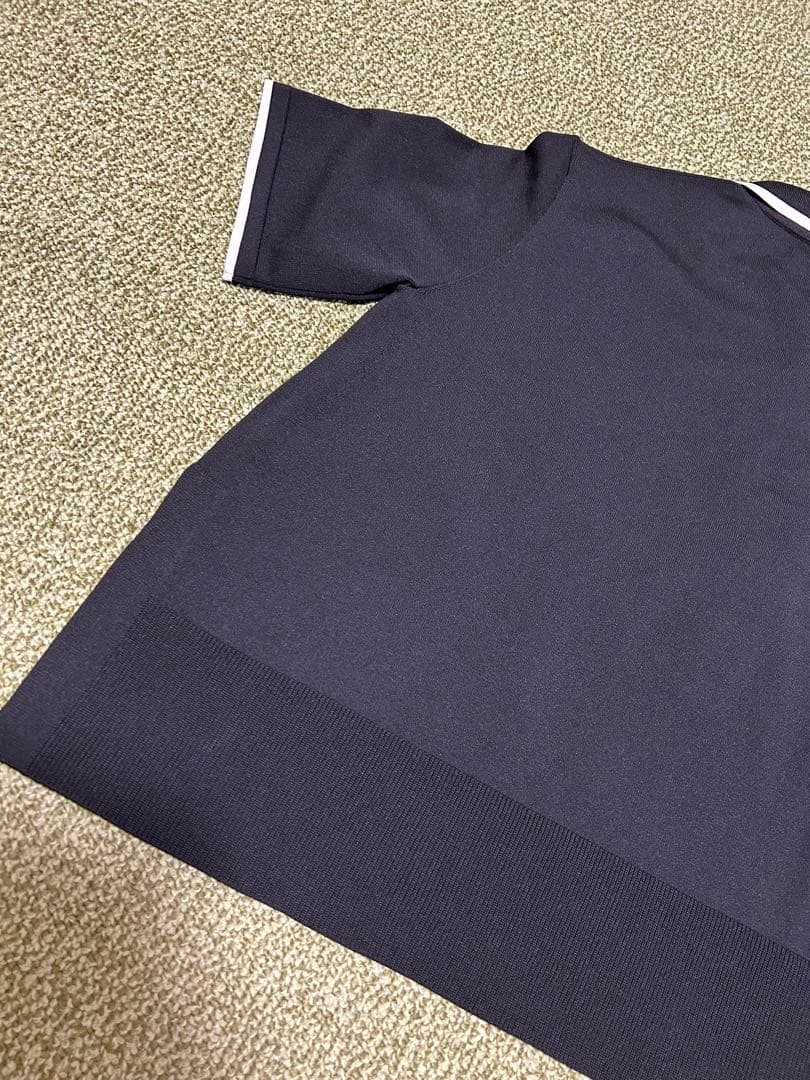 ユナイテッドアローズ　ブラックフリル付き半袖　ニットポロシャツ