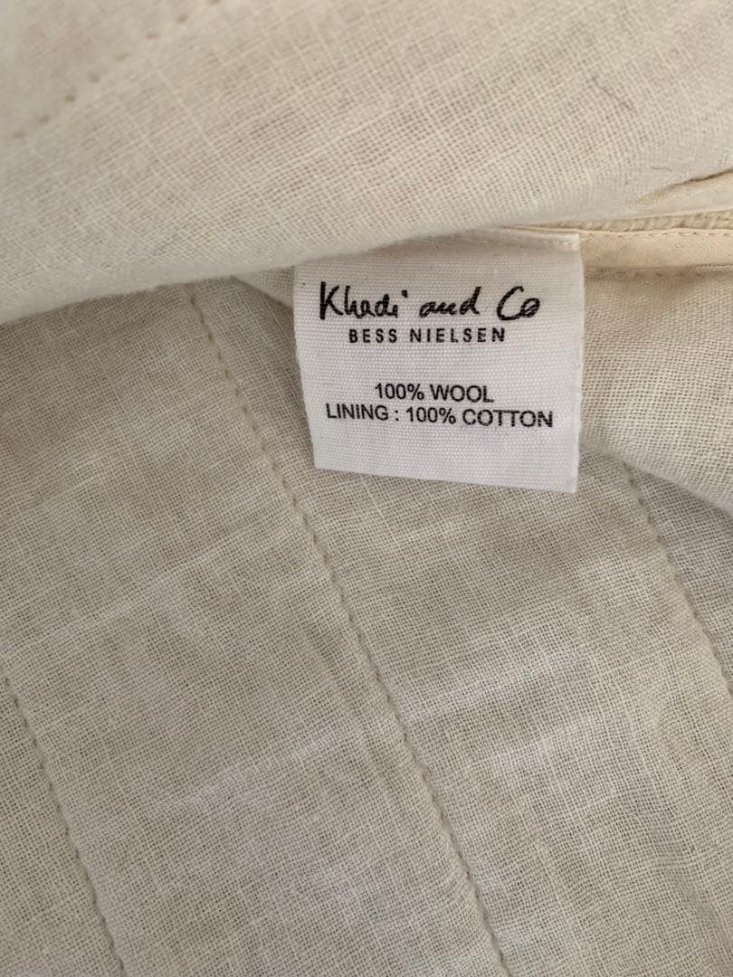 Khadi and Co Bess Nielsen アイボリーベスト