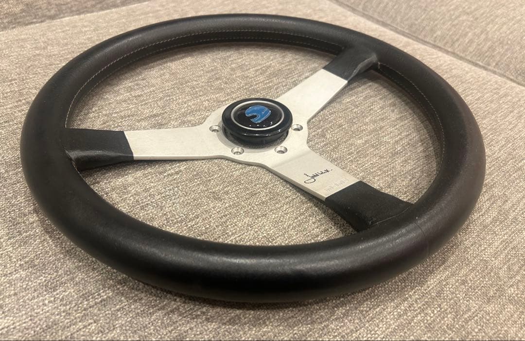 5/8最終価格momo ジャッキーイクス モモ ステアリング 旧車