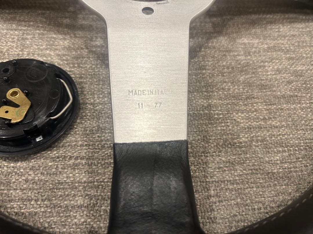 5/8最終価格momo ジャッキーイクス モモ ステアリング 旧車