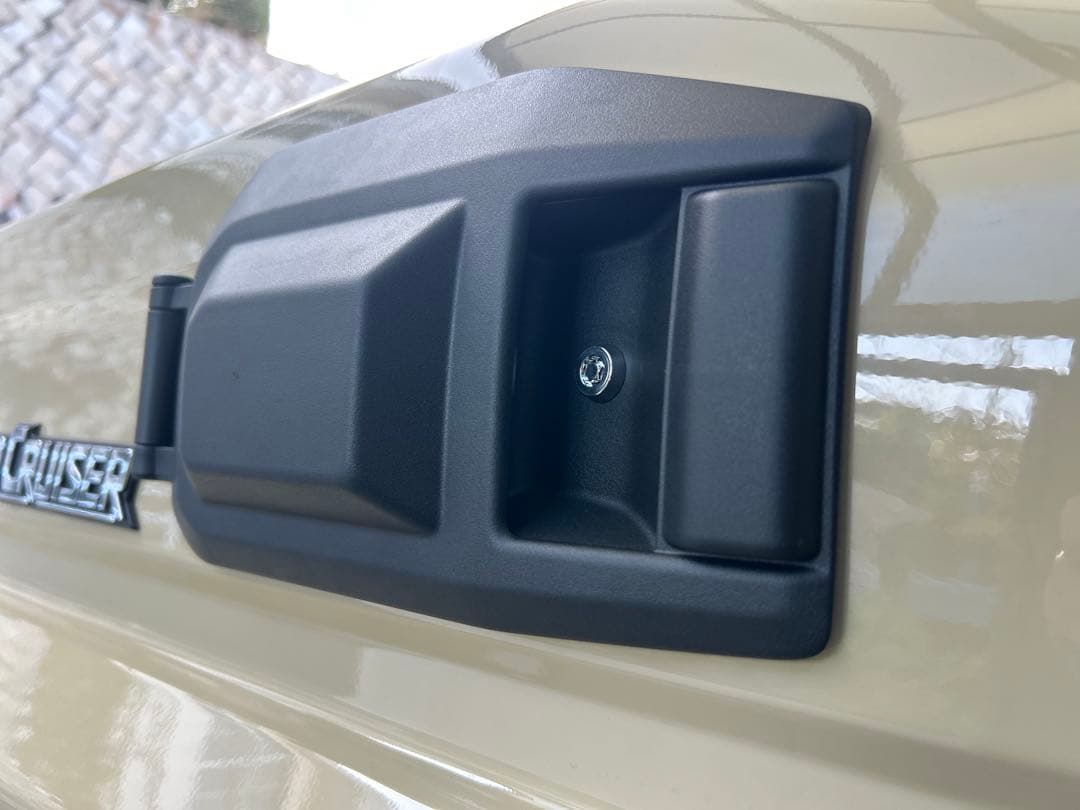 即納可　再再販ランクル70 GDJ76 セキュリティキー付リッドカバー