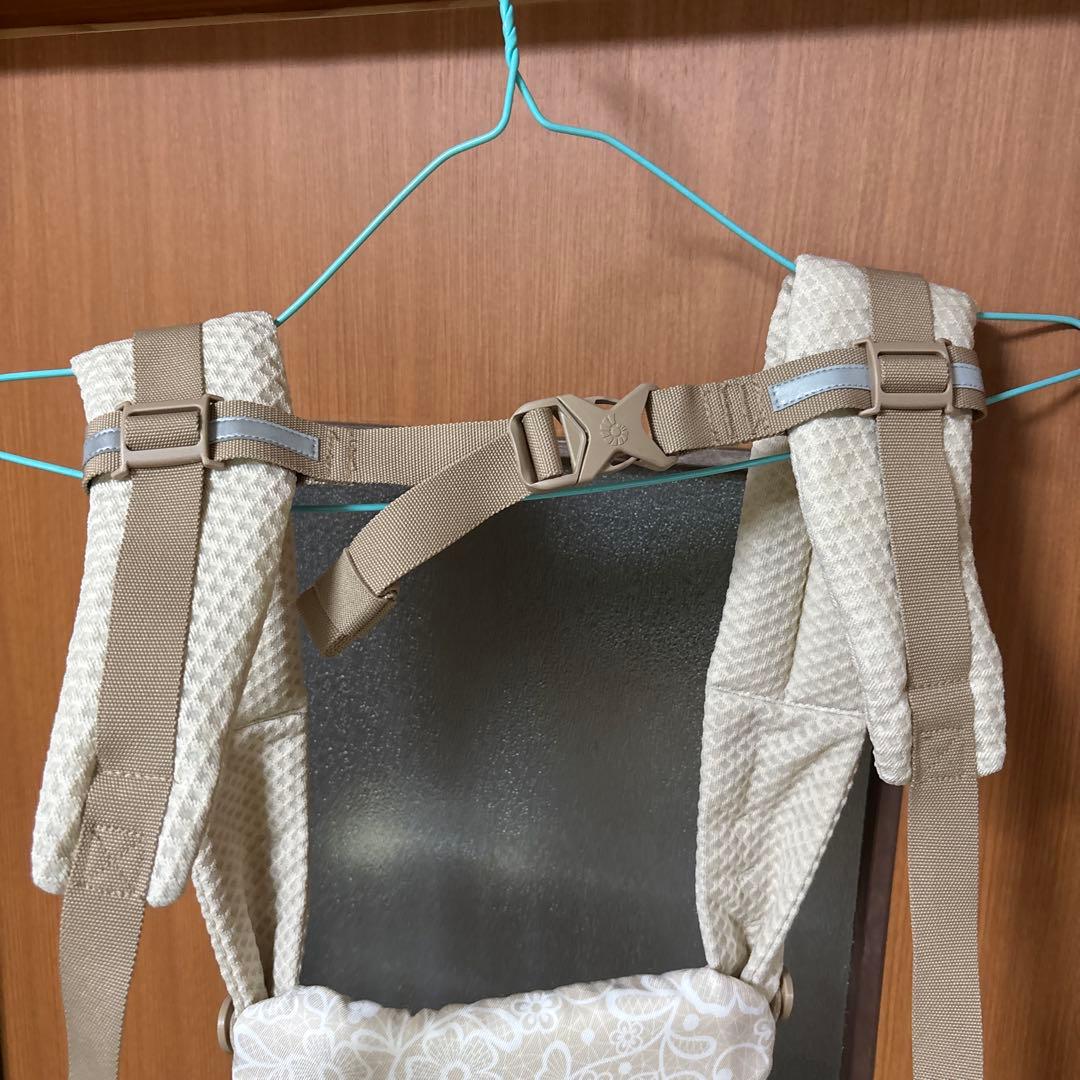 エルゴ抱っこ紐 オムニブリーズ クリームフラワーレース