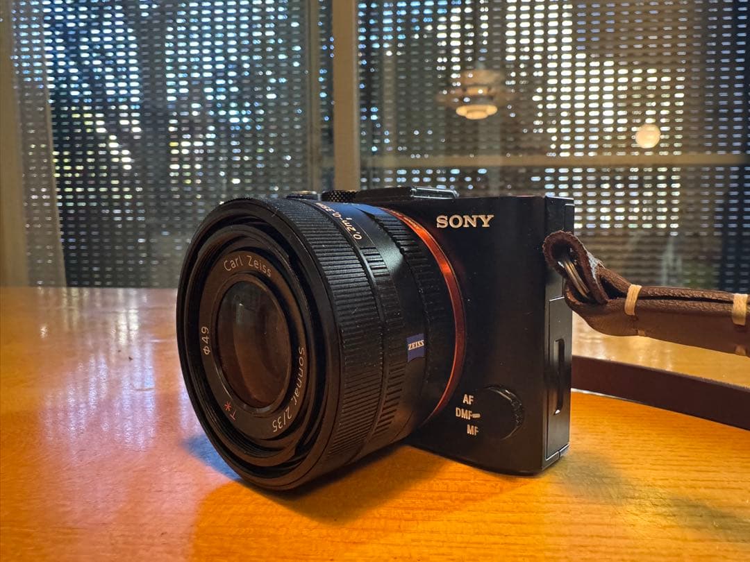 デジタルカメラ Sony DSC-RX1