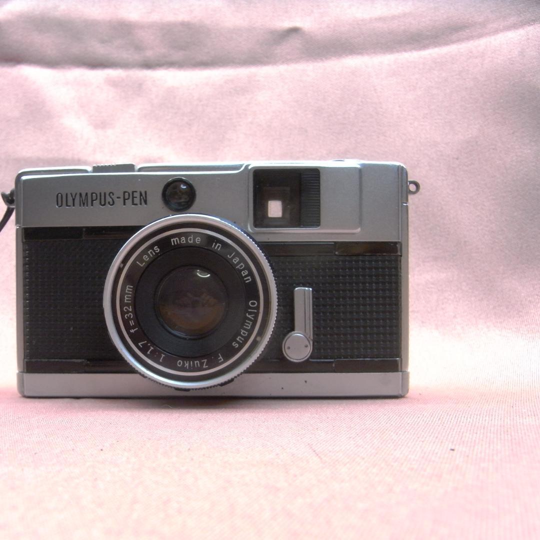 美品　Olympus　 PEN　EED　　明るいレンズF1.7