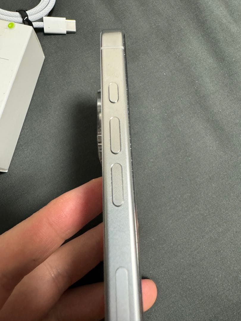 【美品】 Iphone 16 Pro Max 512GB ホワイトナチュラル