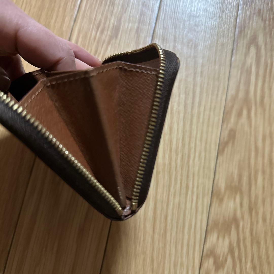 LOUIS VUITTONジッピー　パース 小銭入れコンパクトウォレット