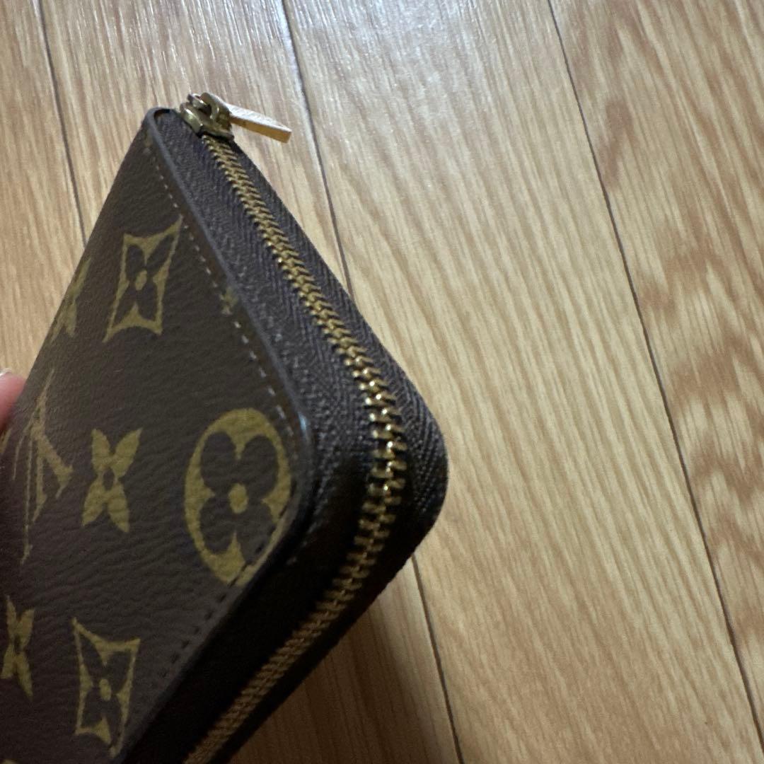 LOUIS VUITTONジッピー　パース 小銭入れコンパクトウォレット