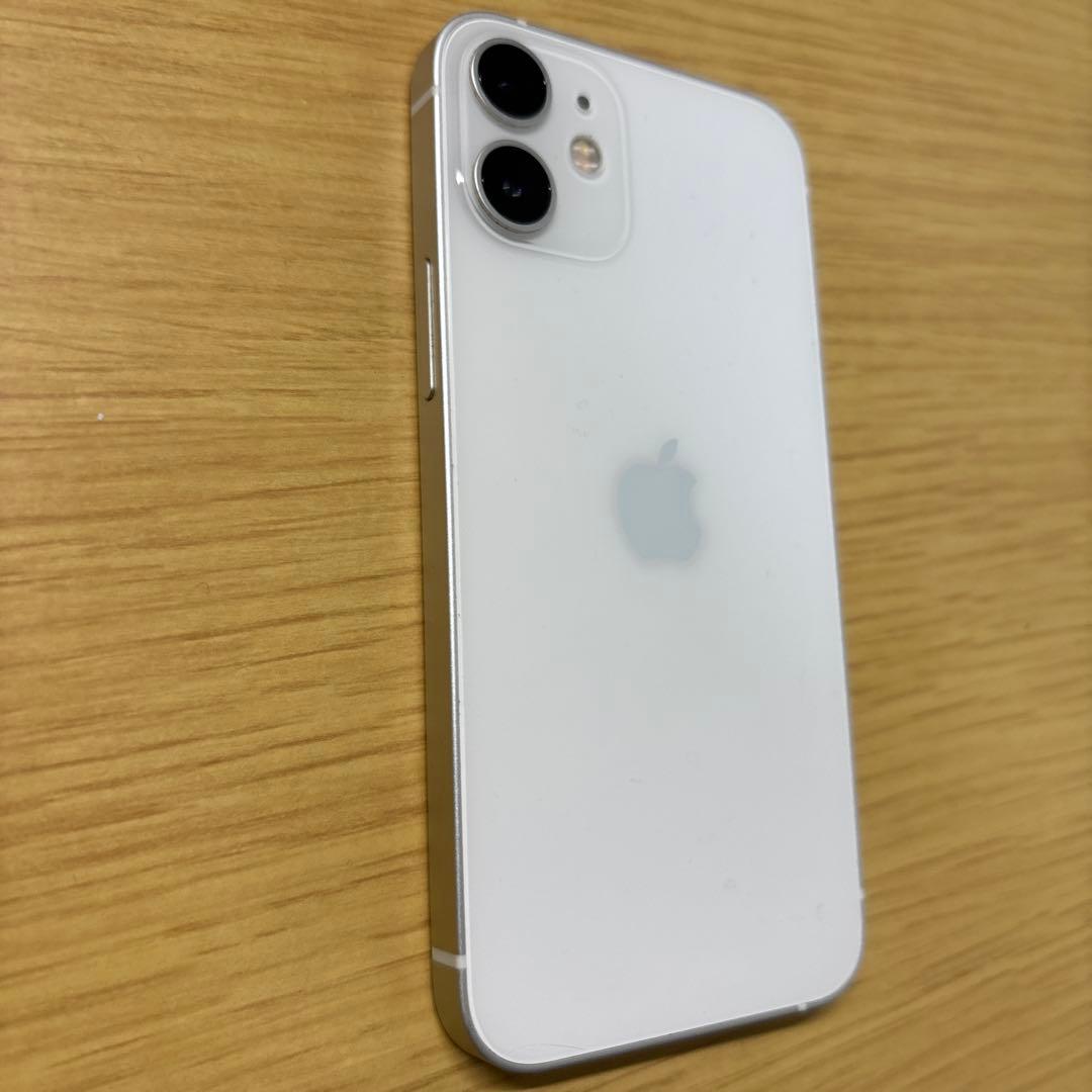 【美品】iPhone 12 mini 64GB 100% 純正ケース フィルム付