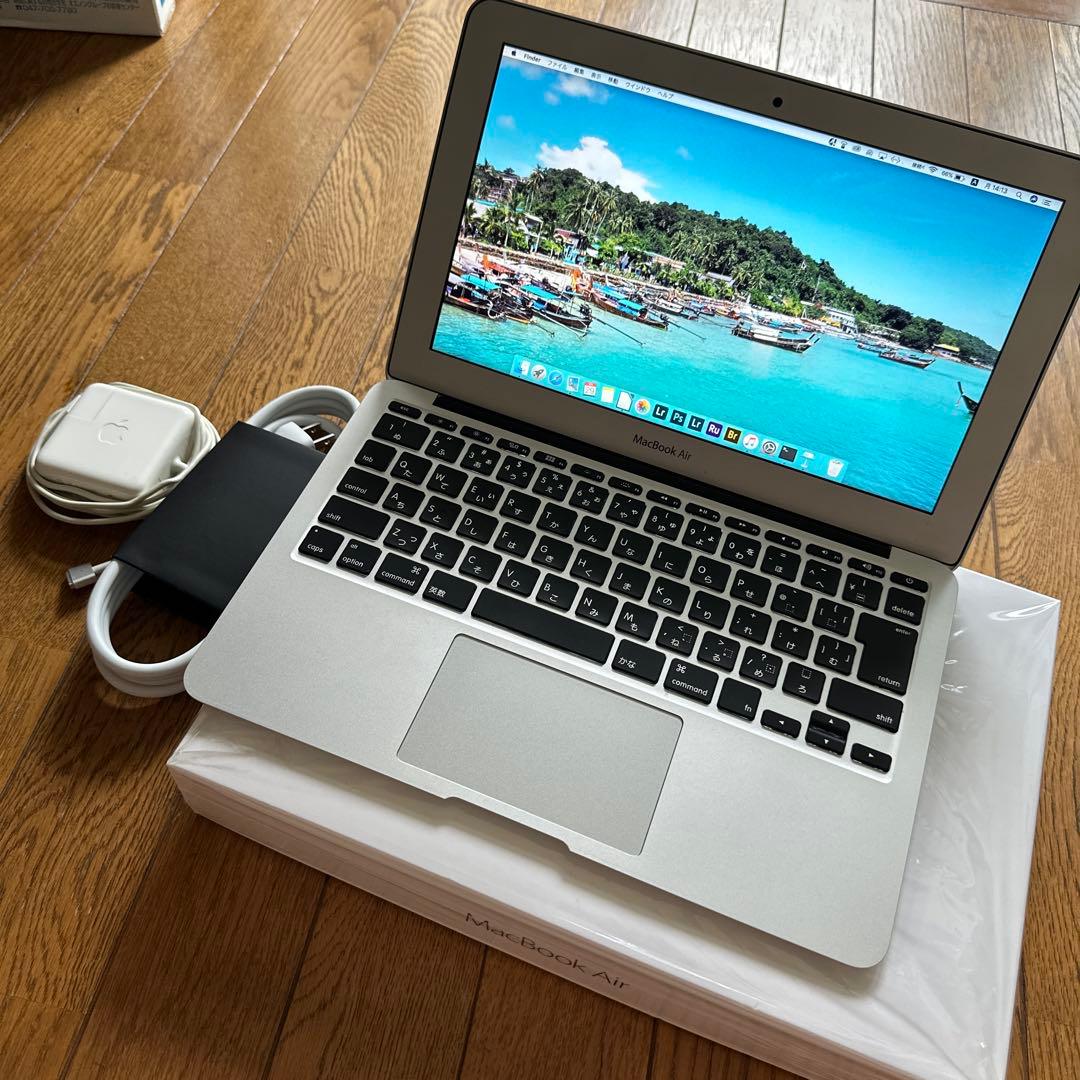 Apple MacBook Air 11インチ　250GB 外箱付き