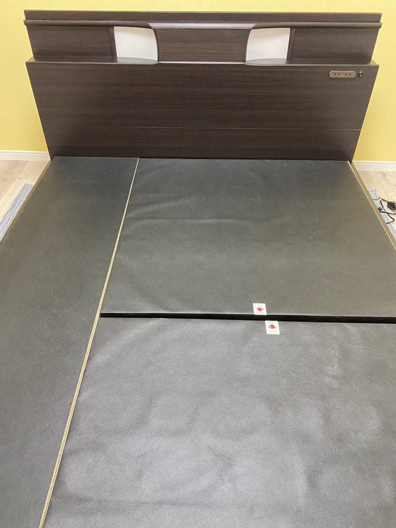 ダークブラウン ダブルベッドフレーム