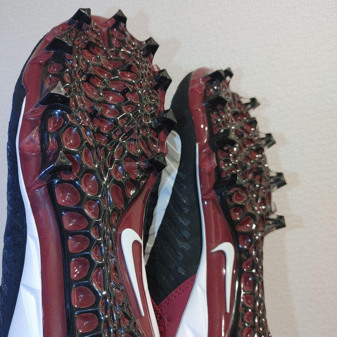 NIKE　フットボール　27.5センチ ブラック×エンジ　ポイント　スパイク