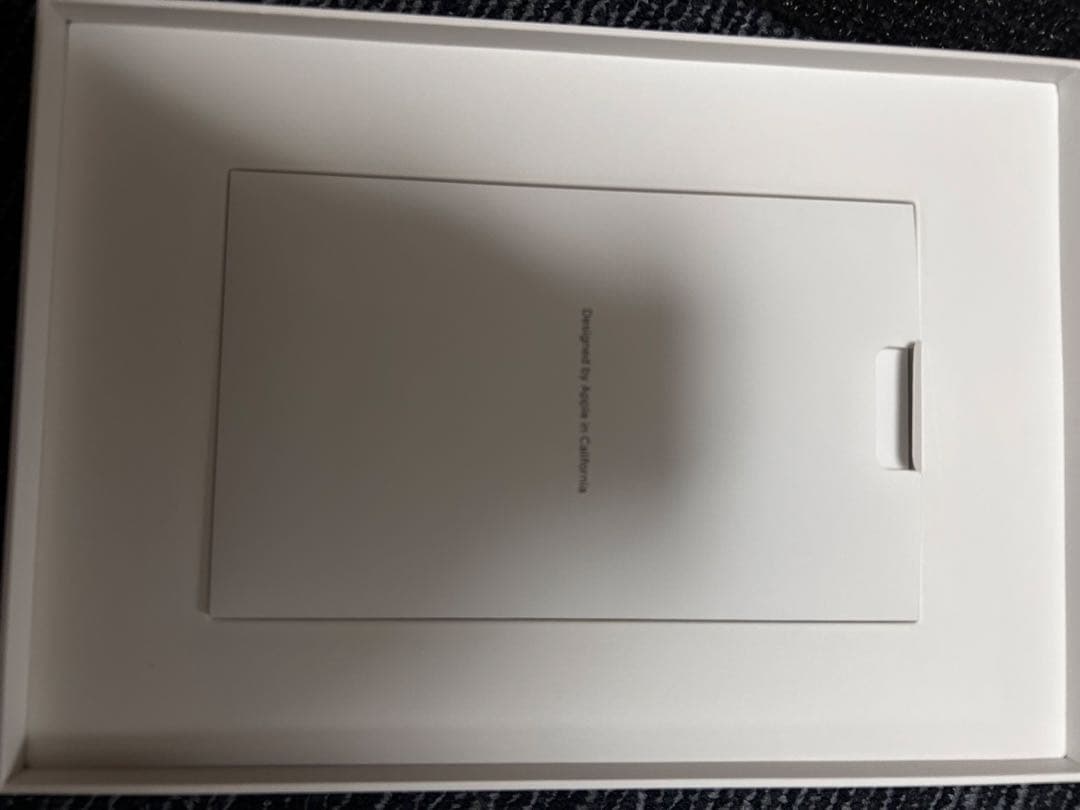 iPad (第8世代) 128GB スペースグレー