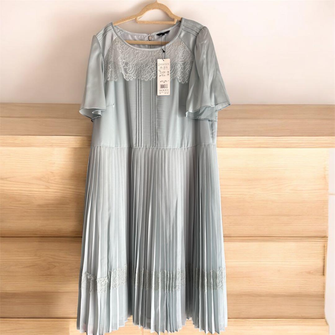 値下げ！ToBeChicレーストリム付きライトブルードレス 46