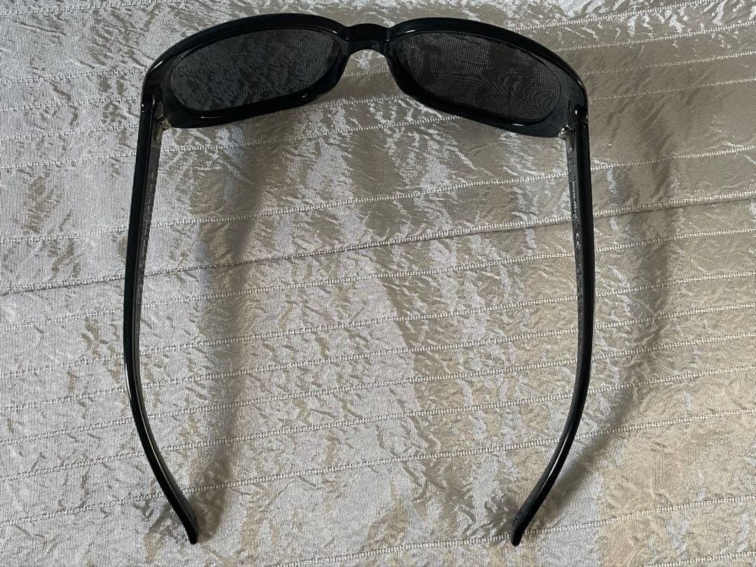 MIU MIU ミュウミュウ サングラス ブラック