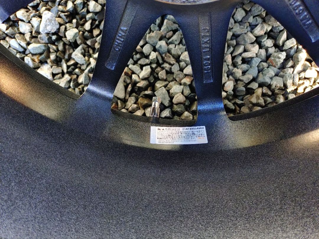 送料込み！CX-5ブリザックスタッドレスタイヤホイールセット