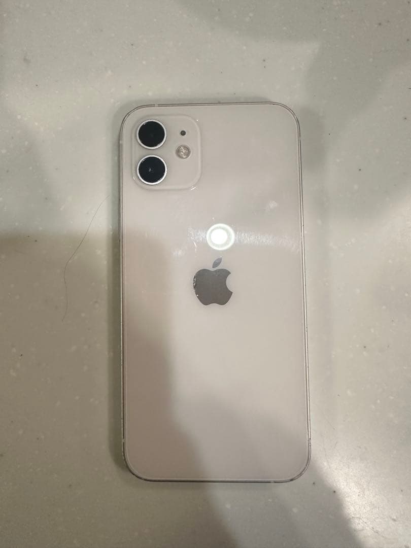 iPhone 12 64GB SIMフリー / ややキズあり