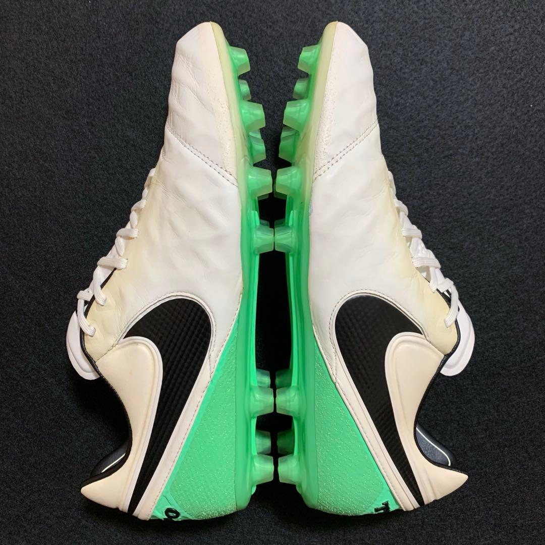 【極美品】NIKE ティエンポ レジェンド 6 HG-E
