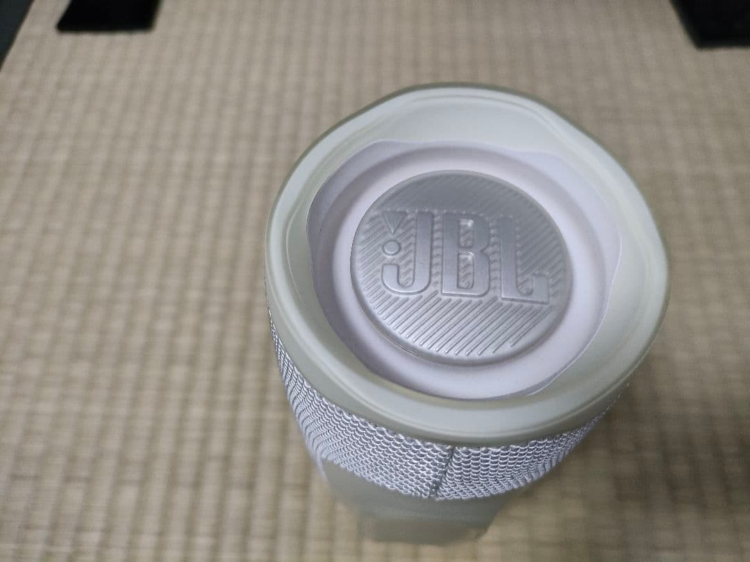 JBL CHARGE4 ワイヤレススピーカー　　　 Bluetooth