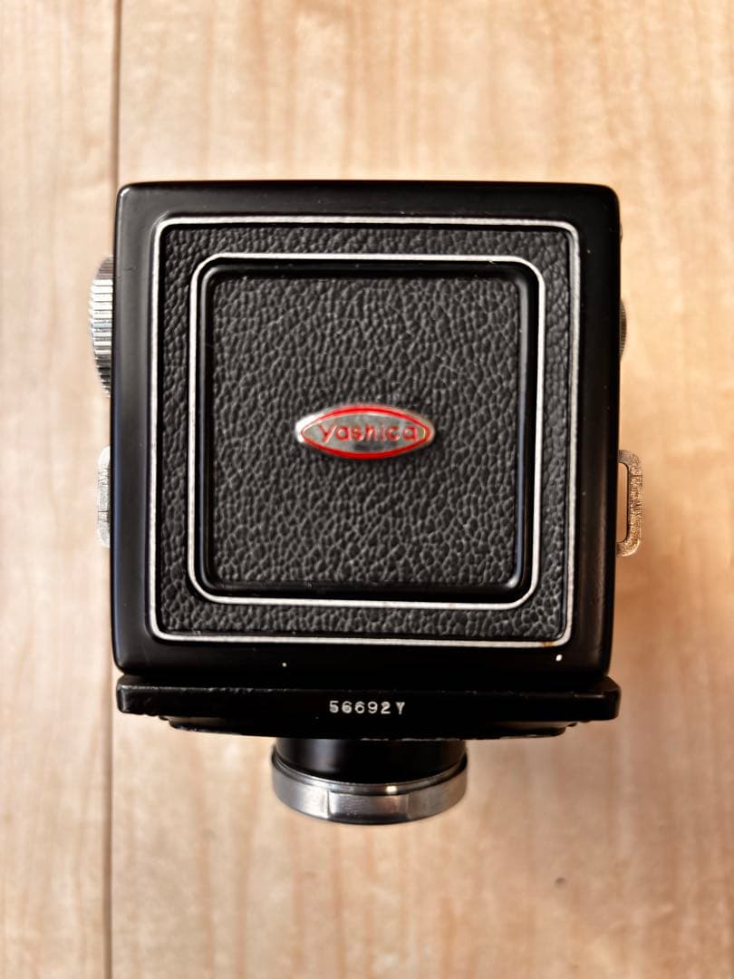限定値下げ　yashicaflex 80mm f3.5 C型 専用革ケース付き