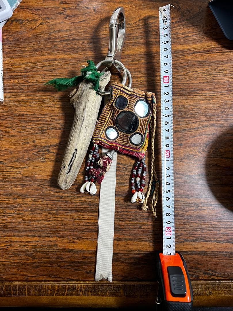 レー キーリング 民族的デザイン 木製キーリング 約26cm