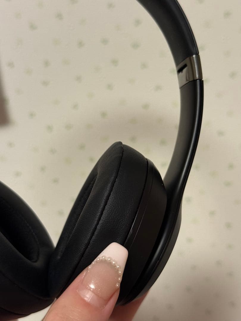 Beats Solo4 ヘッドフォン　ブラック