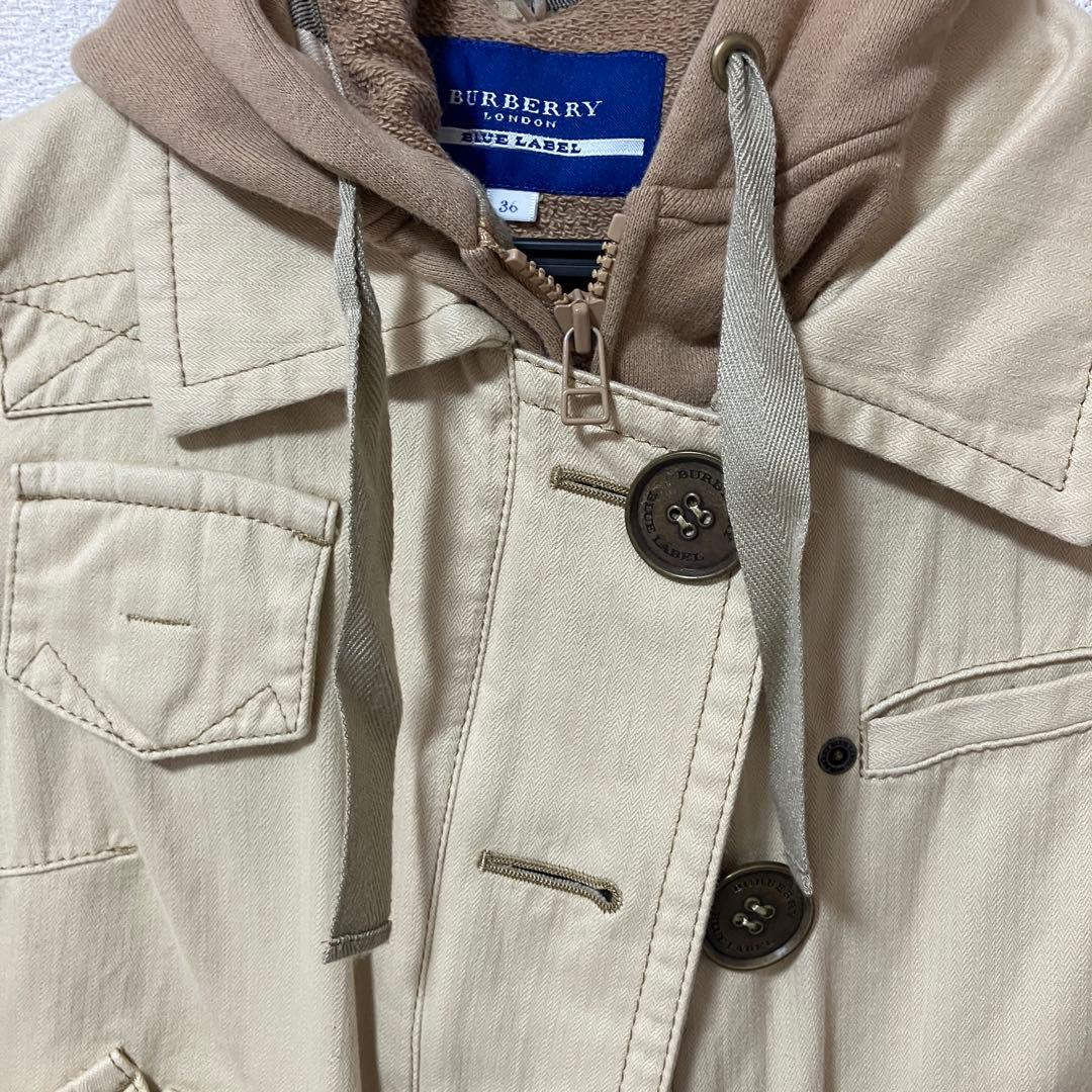 【美品 】希少バーバリーブルーレーベル2wayフードベスト付きベージュジャケット